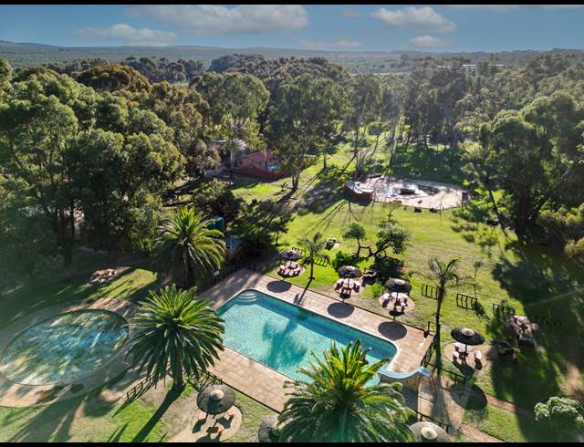 42,857M² LODGE FOR SALE IN CAPE FARMS